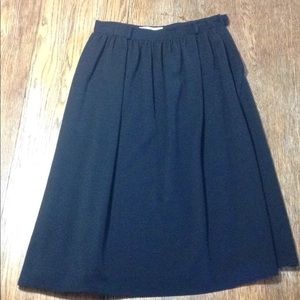 Vintage Valentino size 44 below knee black skirt